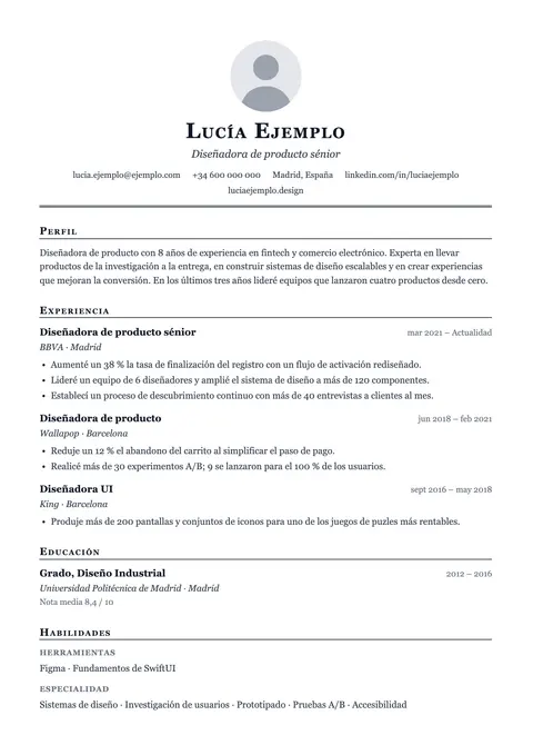 Vista previa de la plantilla de currículum Scholar